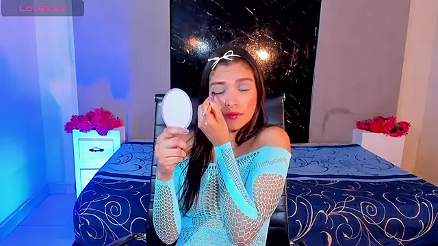 Hannacooper3 online show from September 20, 7:30 pm