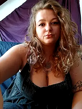 LilouCuriosity online show from September 9, 12:03 pm