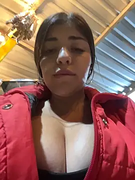 Snapshot of Isaa-Sweet chatting on November 27, 7:31 am Isaa-Sweet online show from November 27, 7:31 am