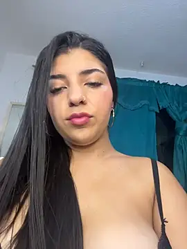 Snapshot of Isaa-Sweet chatting on October 30, 10:57 am Isaa-Sweet online show from October 30, 10:57 am