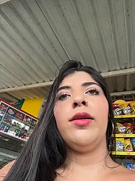 Isaa-Sweet online show from March 11, 1:05 pm