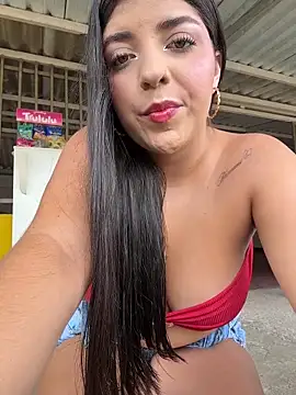 Snapshot of Isaa-Sweet chatting on July 1, 3:56 pm Isaa-Sweet online show from July 1, 3:56 pm