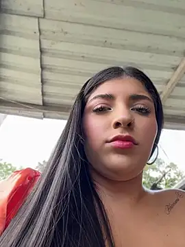 Snapshot of Isaa-Sweet chatting on June 23, 5:33 pm Isaa-Sweet online show from June 23, 5:33 pm