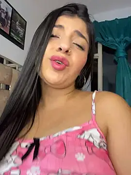 Snapshot of Isaa-Sweet chatting on November 6, 1:09 am Isaa-Sweet online show from November 6, 1:09 am