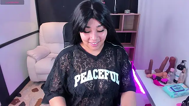 ThaliaBrooks  online show from October 28, 4:13 am