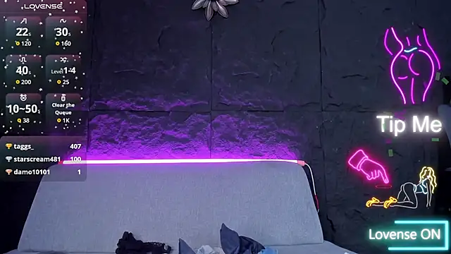 ThaliaBrooks  online show from September 16, 11:11 am