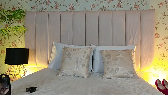 elsa gb online show from May 14, 3:25 am