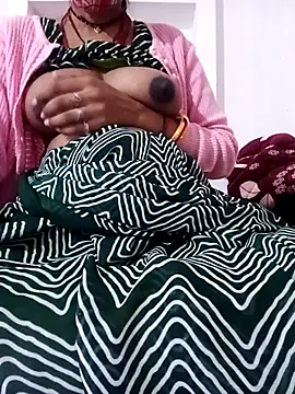 Snapshot of CUTE-786 chatting on December 23, 7:40 am CUTE-786 online show from December 23, 7:40 am