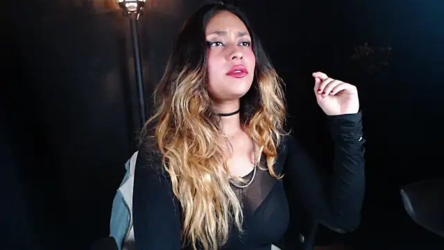 Snapshot of SabaTheCourtesan chatting on November 13, 12:25 am SabaTheCourtesan online show from November 13, 12:25 am