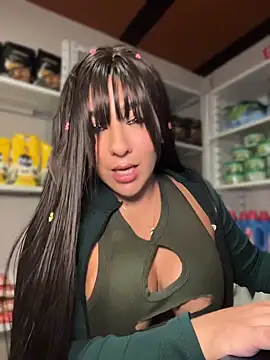 AlanaRouss online show from May 28, 12:44 pm