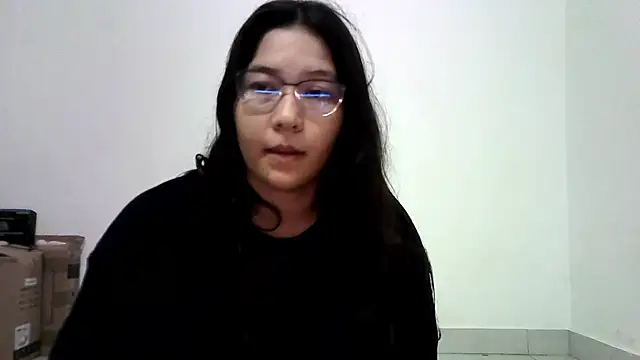 Naia Stant online show from February 6, 2:51 am