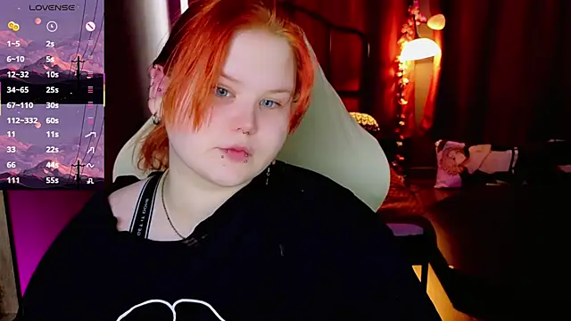 fillisfox  online show from April 22, 11:06 am