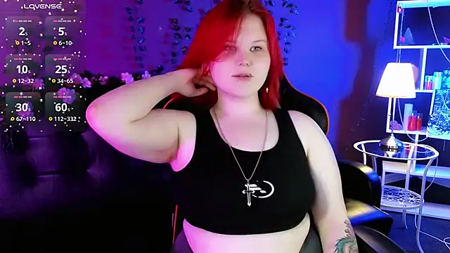 fillisfox  online show from September 19, 4:00 pm