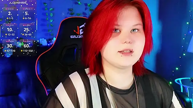 fillisfox  online show from September 20, 3:28 pm