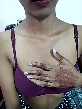 Small Titss online show from October 22, 5:29 am