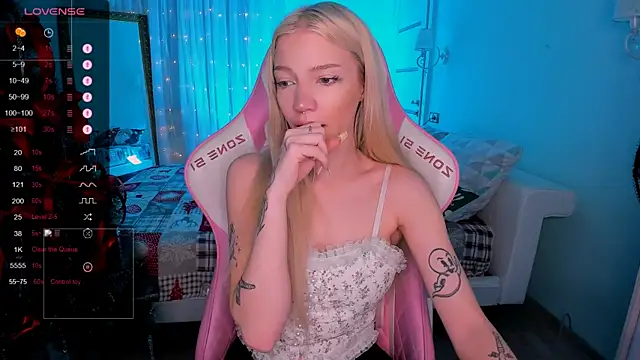 AnyaTaylor  online show from January 7, 4:17 am