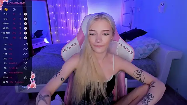 AnyaTaylor  online show from November 23, 2:10 am