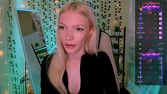 AnyaTaylor  online show from April 14, 2:05 am