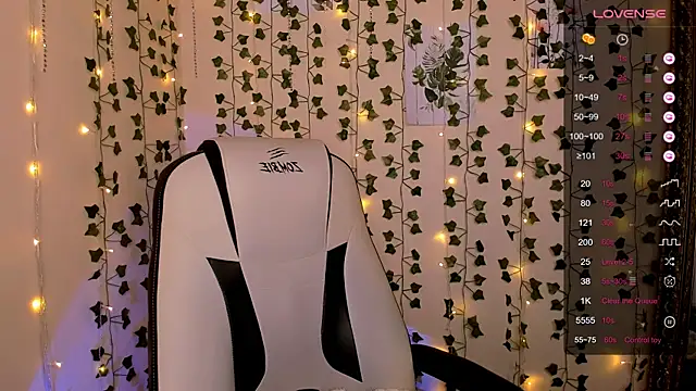 AnyaTaylor  online show from February 16, 2:32 am