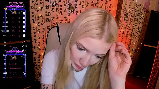 AnyaTaylor  online show from March 15, 2:07 am