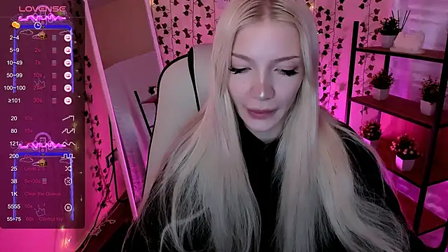 AnyaTaylor  online show from May 26, 2:20 am