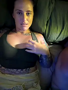 Snapshot of OdetteDelane chatting on October 29, 9:30 am OdetteDelane online show from October 29, 9:30 am