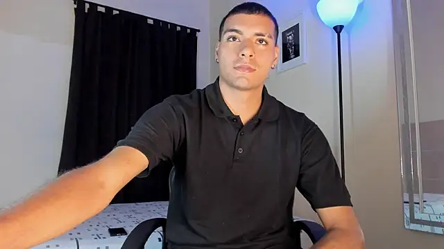 TeamPorn 19 online show from October 28, 7:46 pm