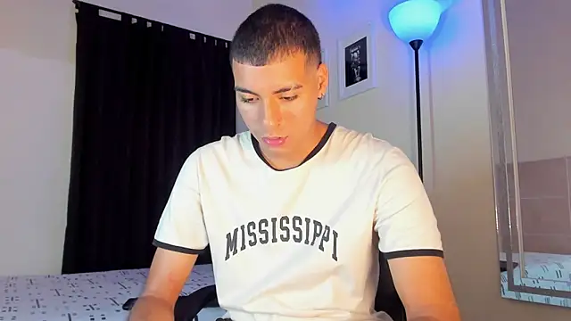 TeamPorn 19 online show from October 26, 4:02 am