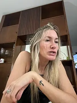 caritadeangellll online show from November 19, 9:48 pm