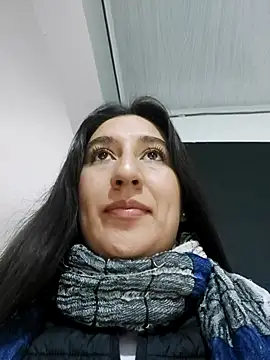 Snapshot of LunaBaby- chatting on September 19, 11:25 am LunaBaby- online show from September 19, 11:25 am
