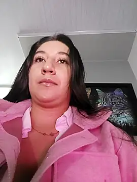 Snapshot of LunaBaby- chatting on September 20, 11:04 am LunaBaby- online show from September 20, 11:04 am