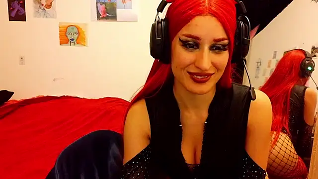 Snapshot of kendrafarq chatting on May 28, 5:15 am kendrafarq online show from May 28, 5:15 am
