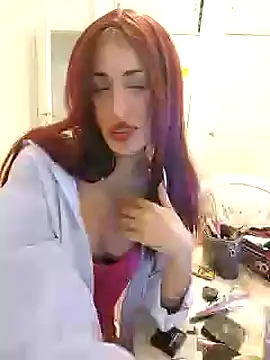 kendrafarq online show from September 13, 2:17 pm