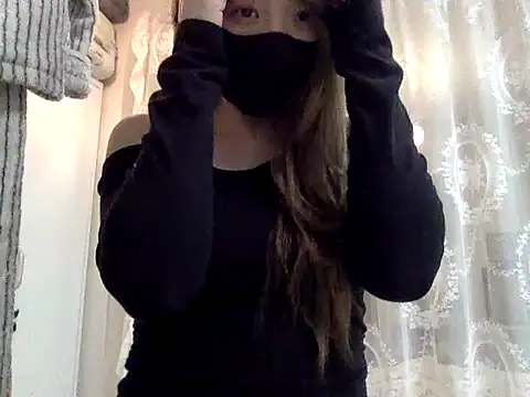 Mia 8 online show from December 4, 2:16 pm