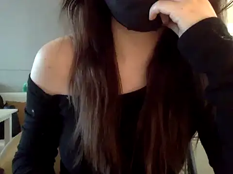 Mia 8 online show from March 17, 2:25 am