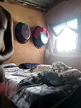 Snapshot of shebeshid chatting on September 12, 12:16 pm shebeshid online show from September 12, 12:16 pm