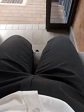 Snapshot of shebeshid chatting on March 21, 10:52 am shebeshid online show from March 21, 10:52 am