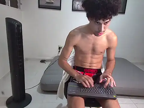 Dollarhot30 online show from October 31, 5:04 am