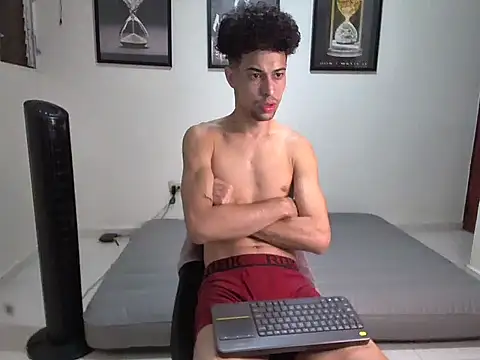 Dollarhot30 online show from November 28, 6:13 am