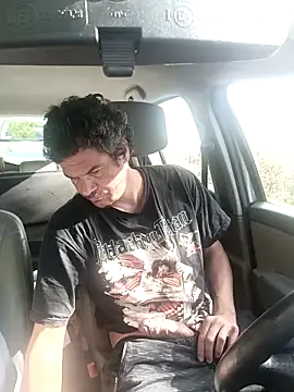 Snapshot of twitshe chatting on October 20, 10:38 am twitshe online show from October 20, 10:38 am