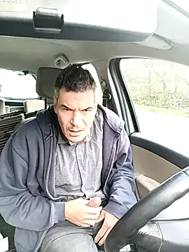 Snapshot of twitshe chatting on November 20, 1:34 pm twitshe online show from November 20, 1:34 pm