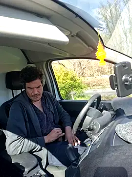 twitshe online show from March 15, 10:00 am