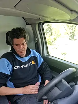 twitshe online show from March 31, 12:07 pm