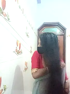 Snapshot of Hot-Soniya733 chatting on November 1, 12:54 pm Hot-Soniya733 online show from November 1, 12:54 pm