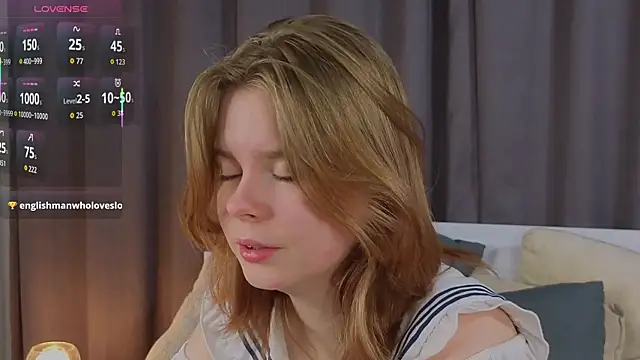 Snapshot of JulietteRain chatting on November 24, 4:40 pm JulietteRain online show from November 24, 4:40 pm