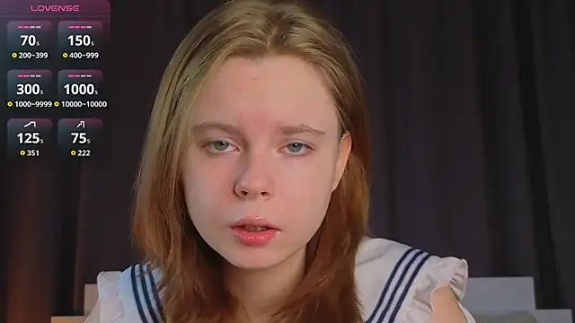 Snapshot of JulietteRain chatting on November 9, 4:11 pm JulietteRain online show from November 9, 4:11 pm