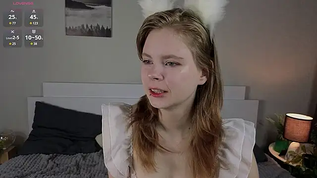JulietteRain online show from June 12, 6:27 pm