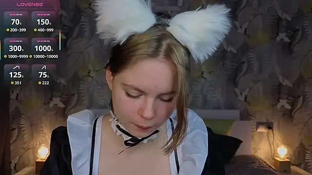 Snapshot of JulietteRain chatting on October 27, 4:41 pm JulietteRain online show from October 27, 4:41 pm