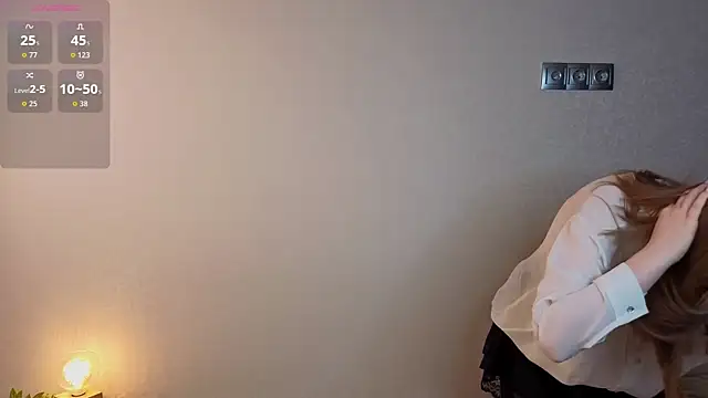 JulietteRain online show from February 10, 6:40 pm