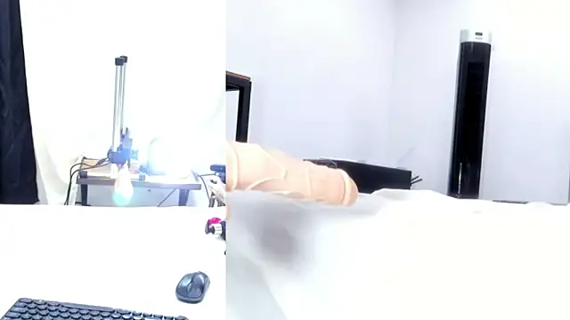  Lia  Stone online show from February 19, 7:55 pm